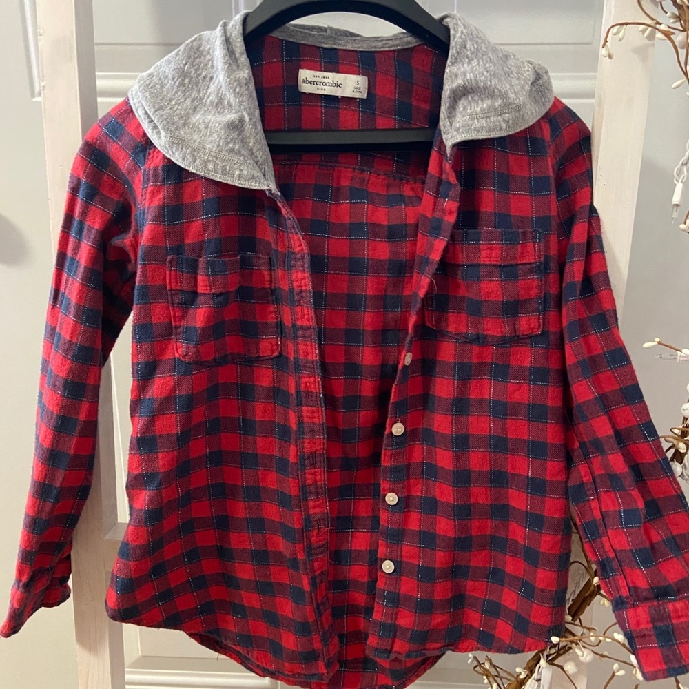 Kid’s small Abercrombie plaid hooded shirt